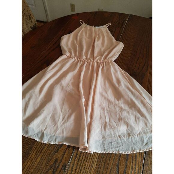 Medium Lush Peach Pink Sleeveless Flare Lined Rear Button Mini Dress - Picture 4 of 5